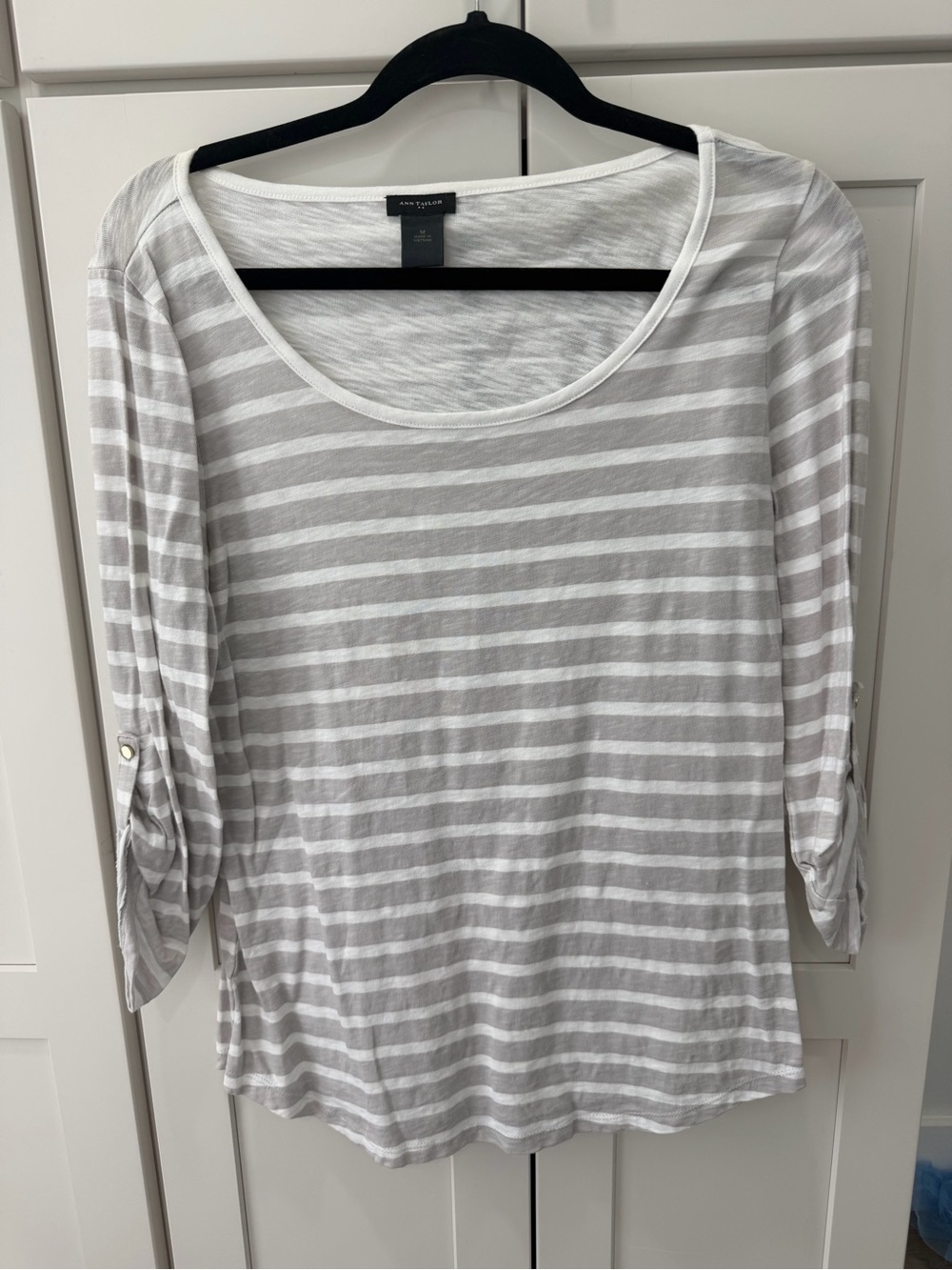 Ann Taylor White and Light Gray Striped Scoop Neck Long Sleeve Top